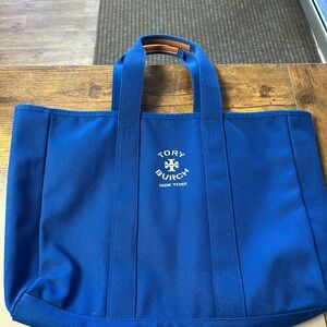TORY BURCH LARGE CANVAS TOTE